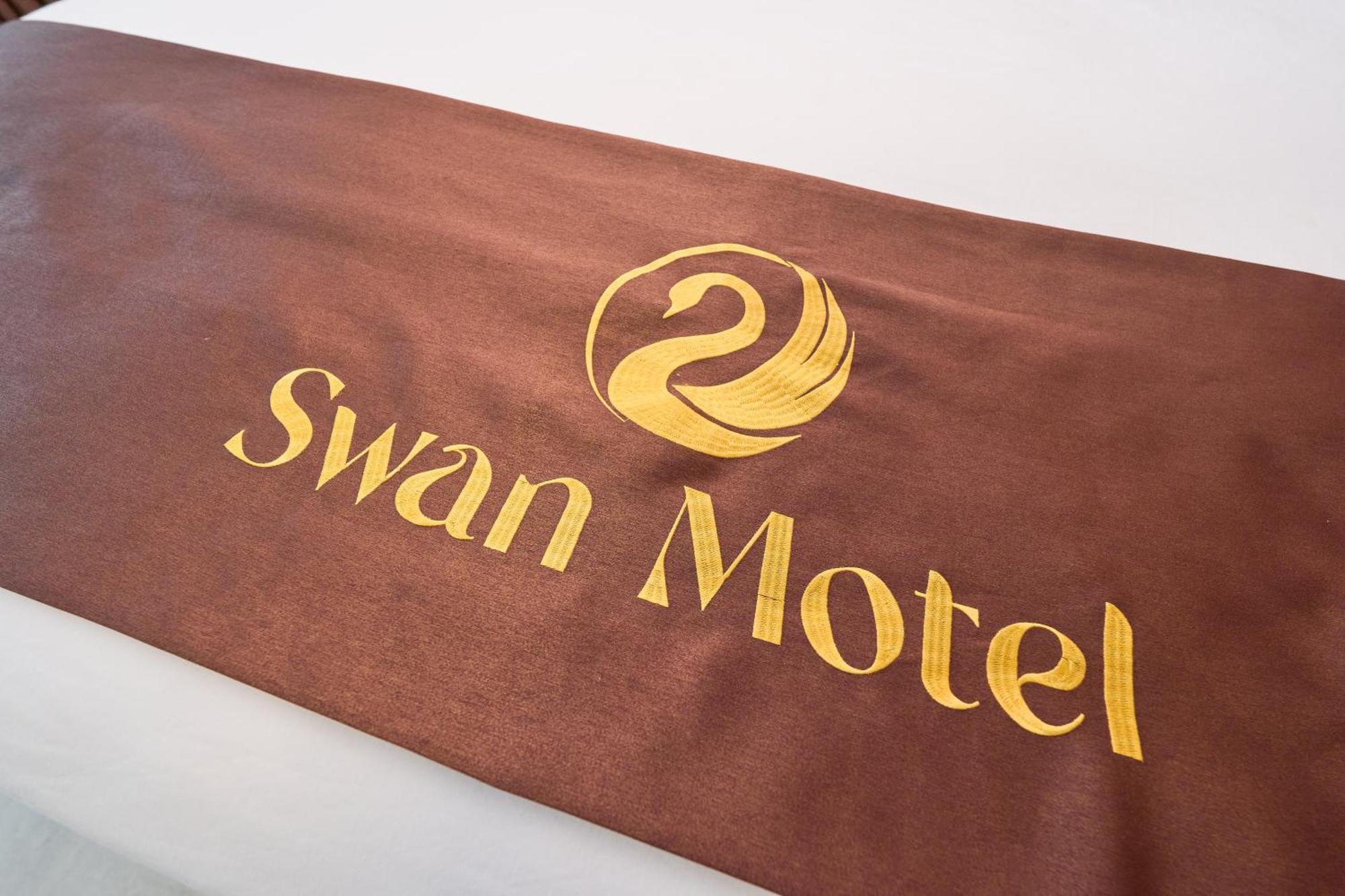 Swan Motel Ha Long Exterior photo