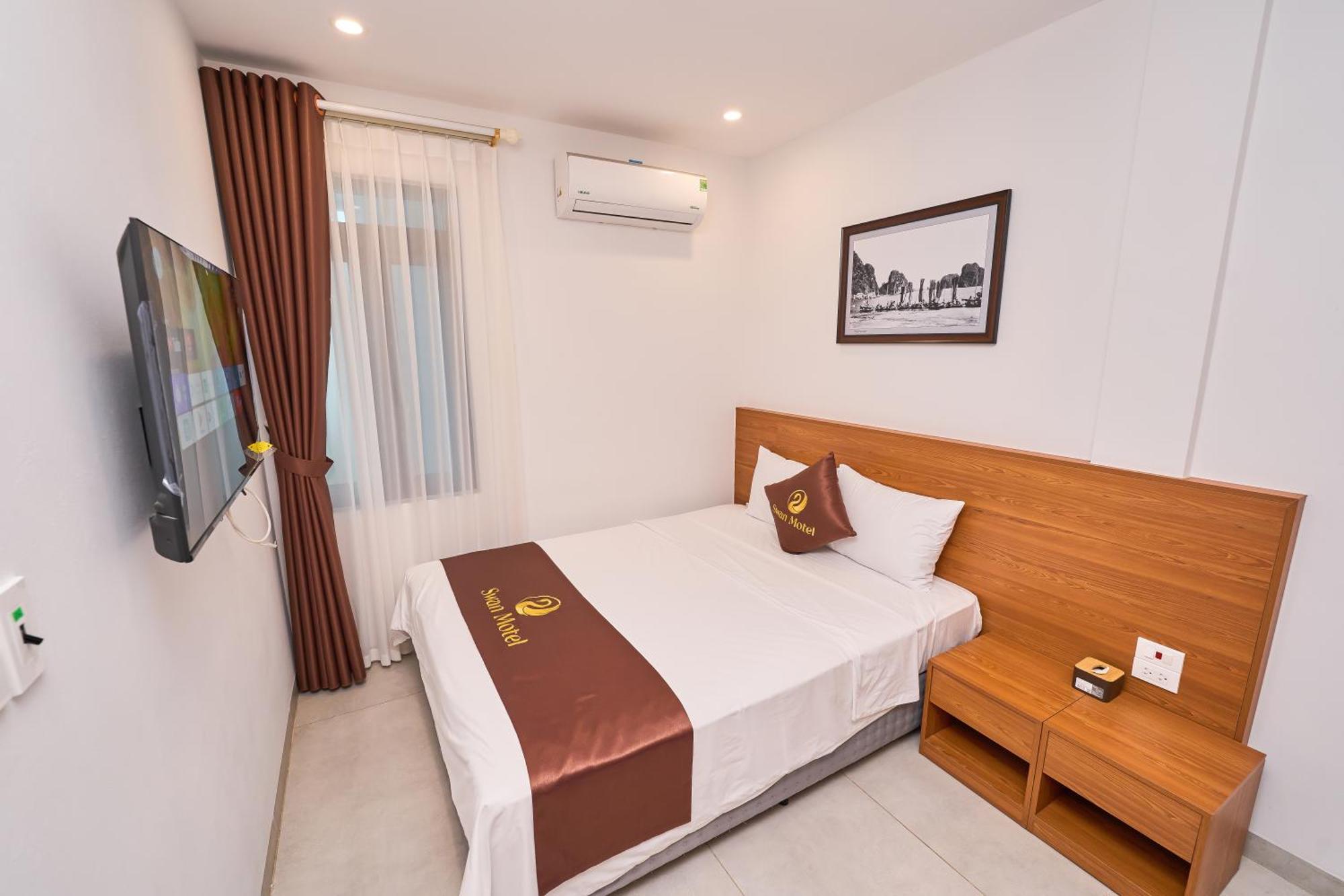 Swan Motel Ha Long Exterior photo